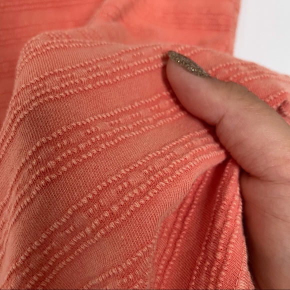 Orange Cat & Jack boys t-shirt size 6/7 texture - Picture 3 of 5